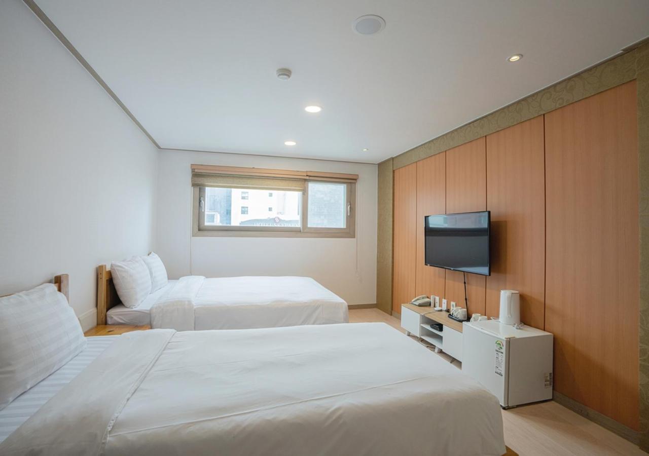 J2 Family Hotel Jeju Exterior foto